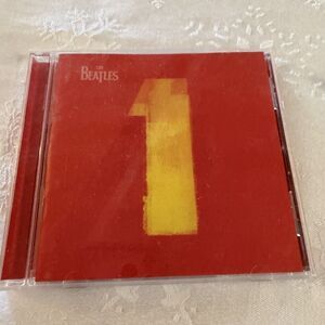 Beatles 1 CD Great Hits Paul McCartney Ringo Starr George Harrison John Lennon
